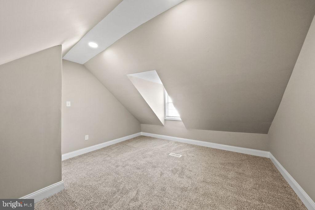 Cinnaminson, New Jersey, 08077, United States, 5 Bedrooms Bedrooms, ,4 BathroomsBathrooms,Residential,For Sale,2032212