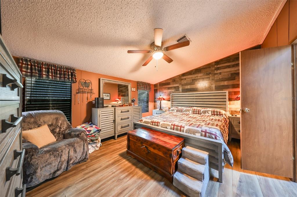 Wimauma, Florida, 33598, United States, 3 Bedrooms Bedrooms, ,2 BathroomsBathrooms,Residential,For Sale,1976753