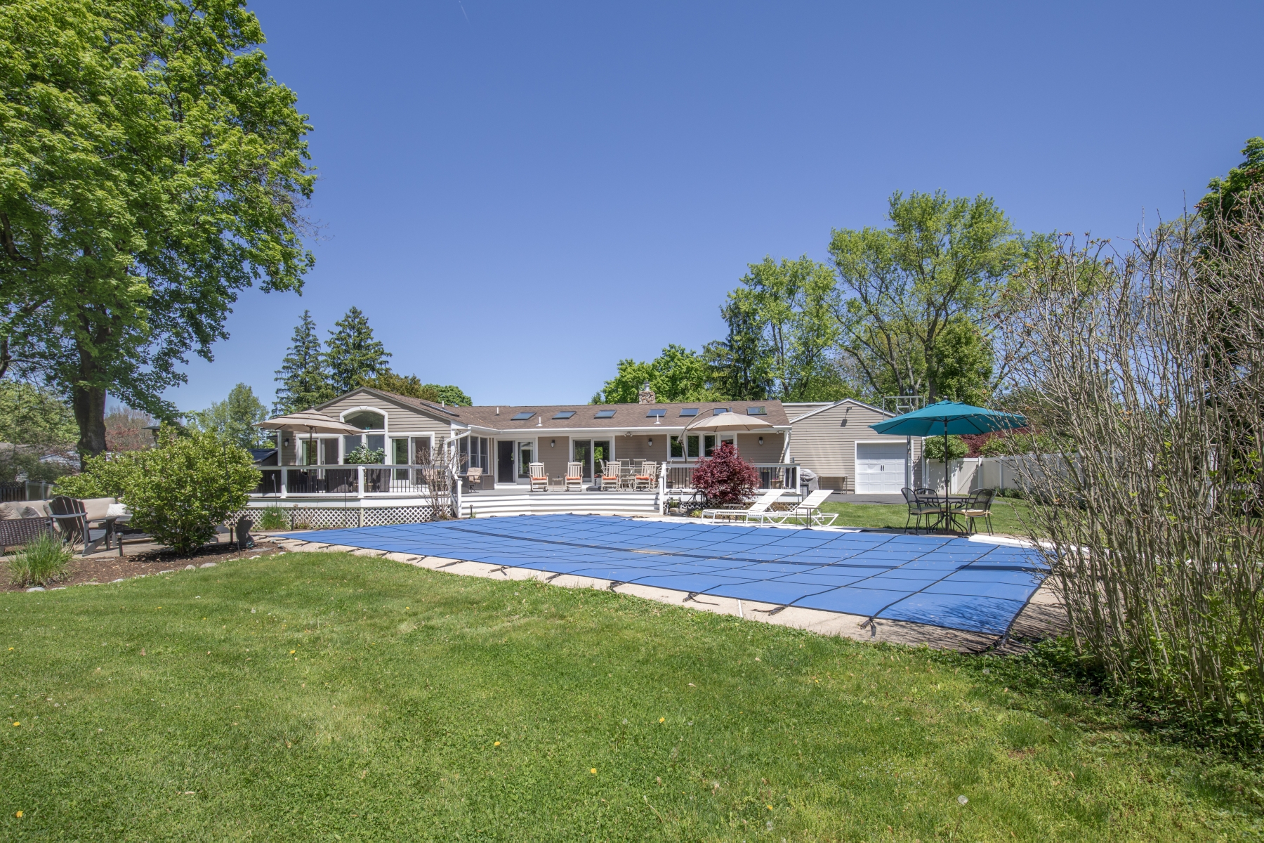  Sprawling Ranch Style Home Set on Picturesque Park-Like Property - 物件實景