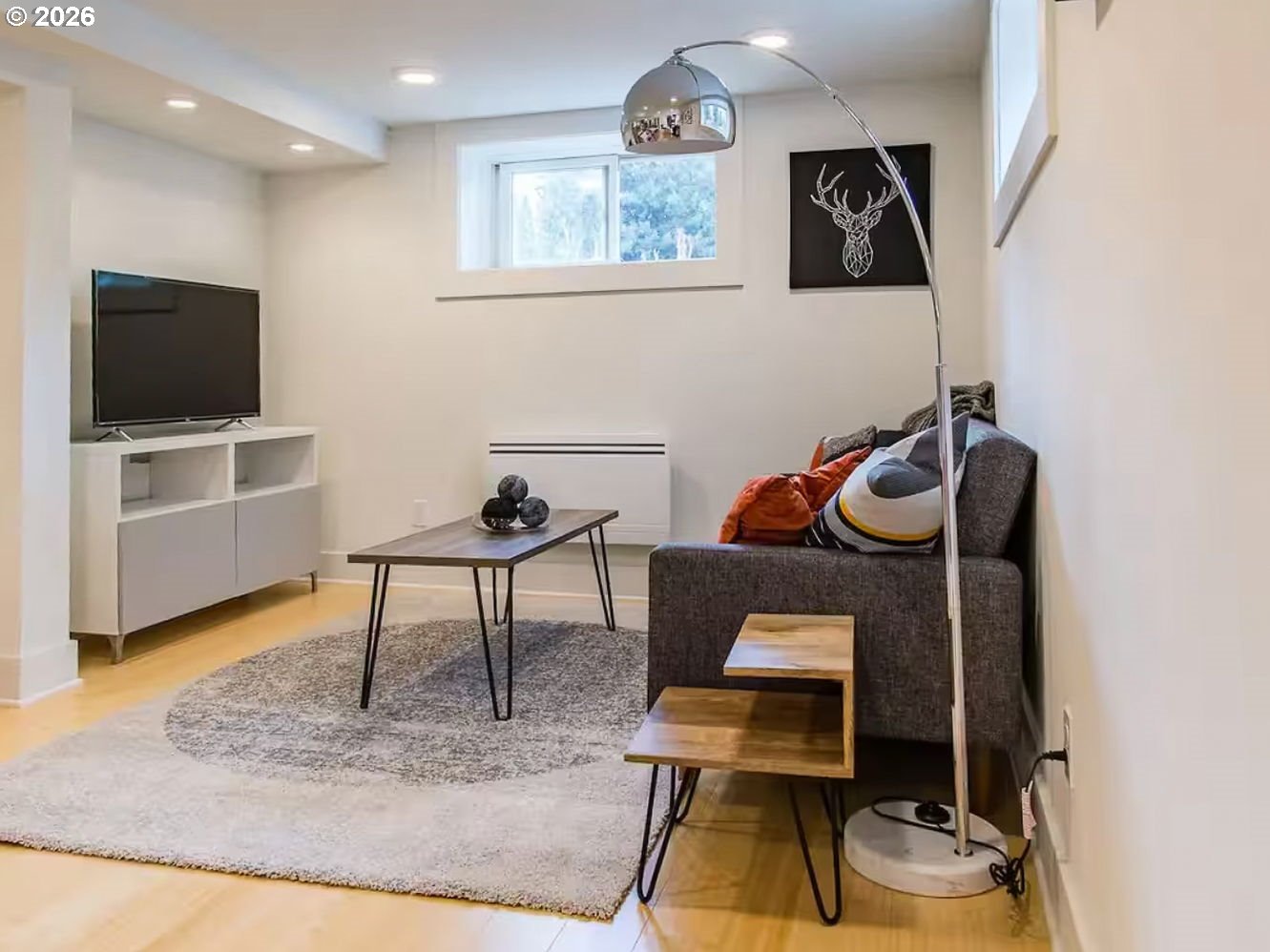 Portland, Oregon, 97212, United States, 5 Bedrooms Bedrooms, ,3 BathroomsBathrooms,Residential,For Sale,2043589