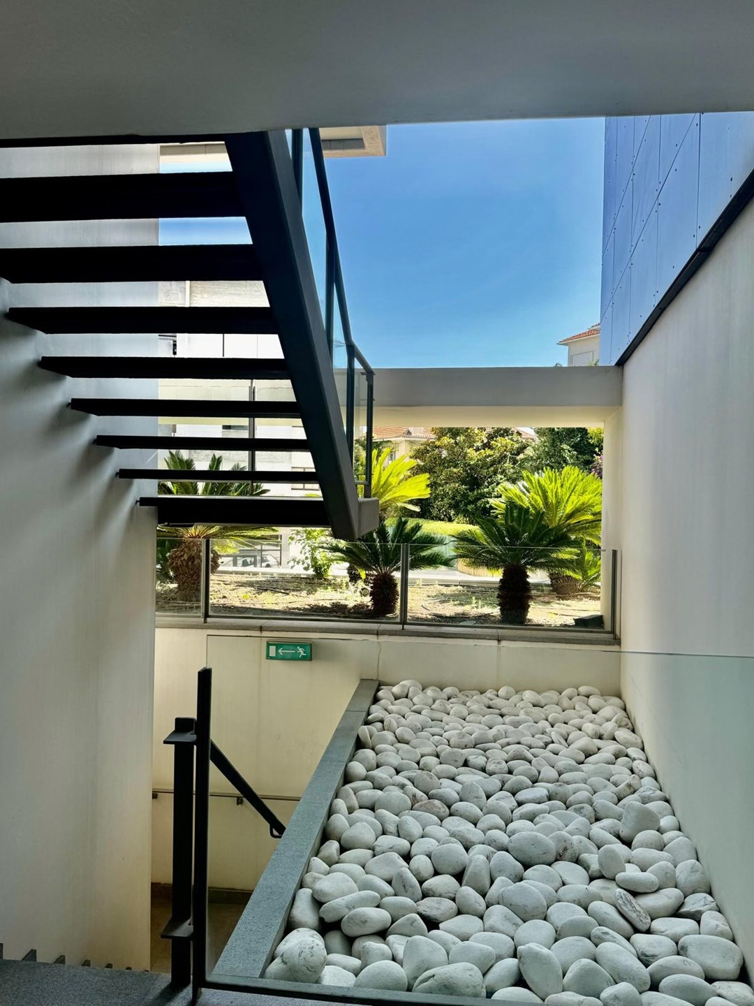 Cascais, Lisbon, 2765-253, PT, 4 Bedrooms Bedrooms, ,5 BathroomsBathrooms,Residential,For Sale,1994735