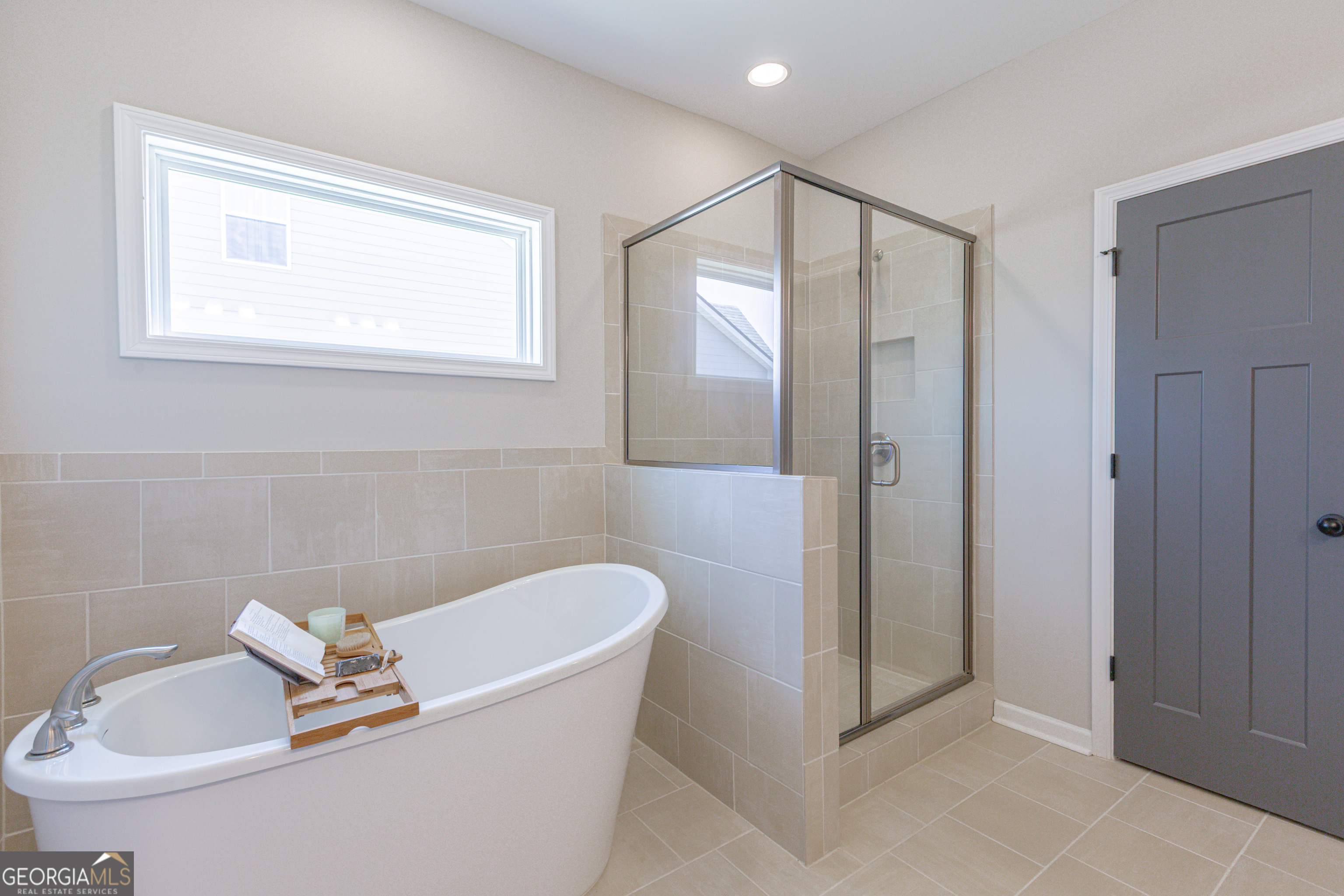 Senoia, Georgia, 30276, United States, 4 Bedrooms Bedrooms, ,3 BathroomsBathrooms,Residential,For Sale,1987770