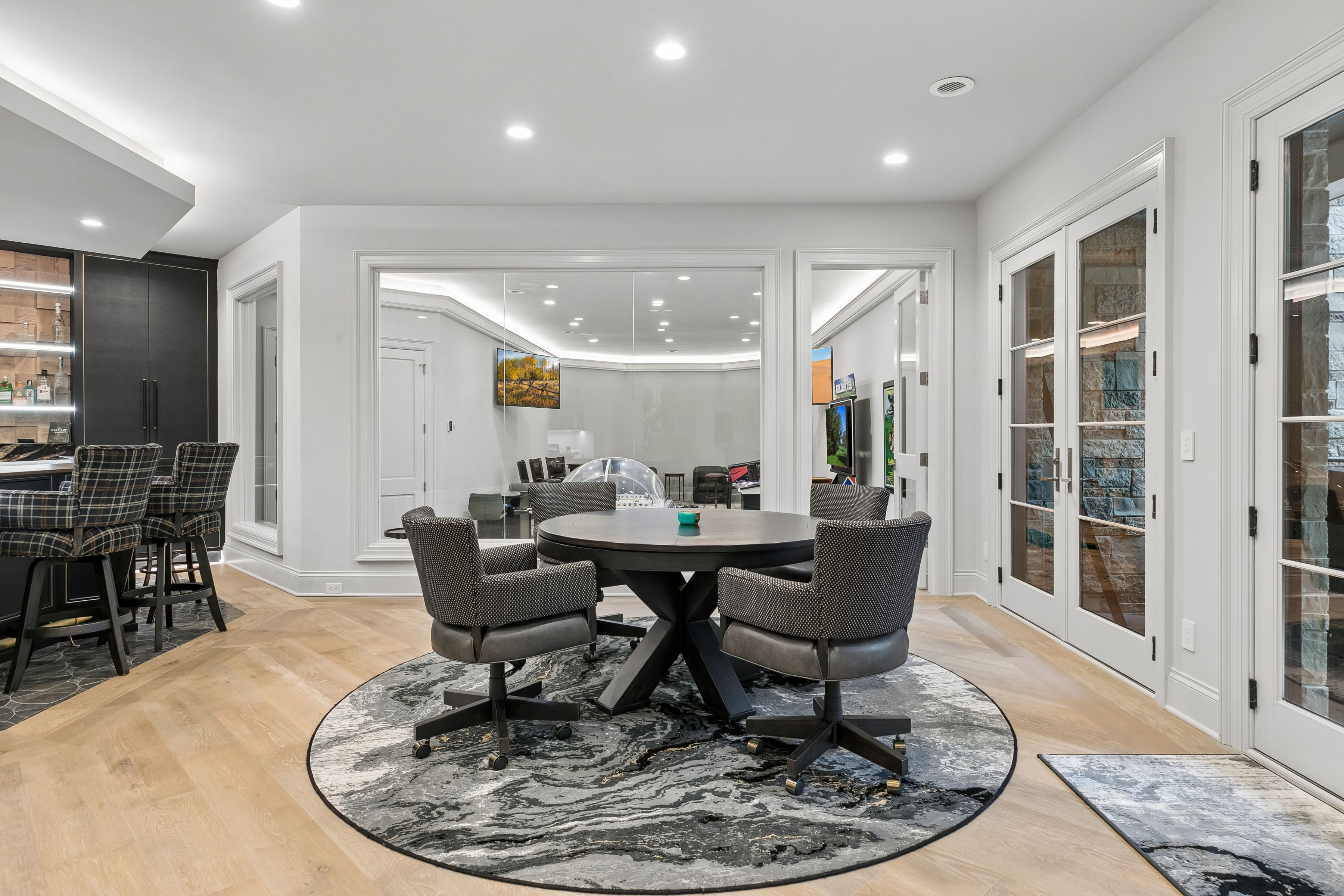  Timeless Elegance on a Private North Oaks Setting - 物件實景