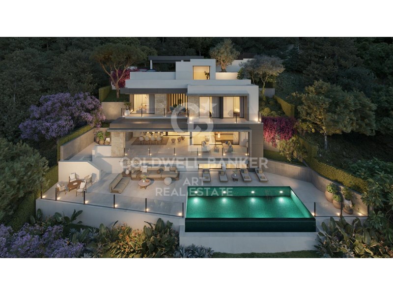 Málaga, Andalusia, ES, 4 Bedrooms Bedrooms, ,3 BathroomsBathrooms,Residential,For Sale,1804044