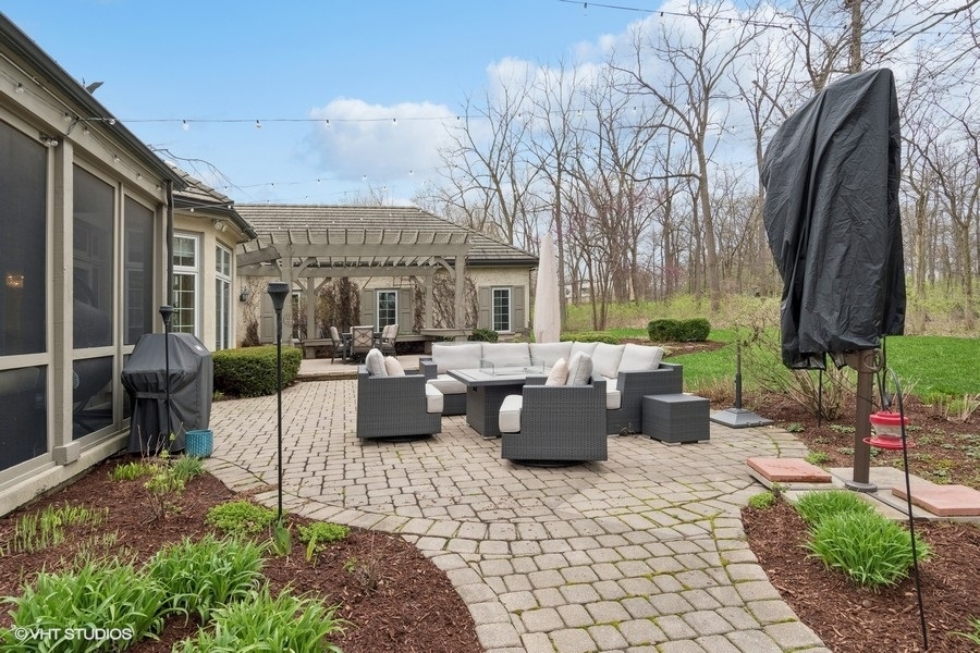 Wayne, Illinois, 60184, United States, 5 Bedrooms Bedrooms, ,7 BathroomsBathrooms,Residential,For Sale,2006495