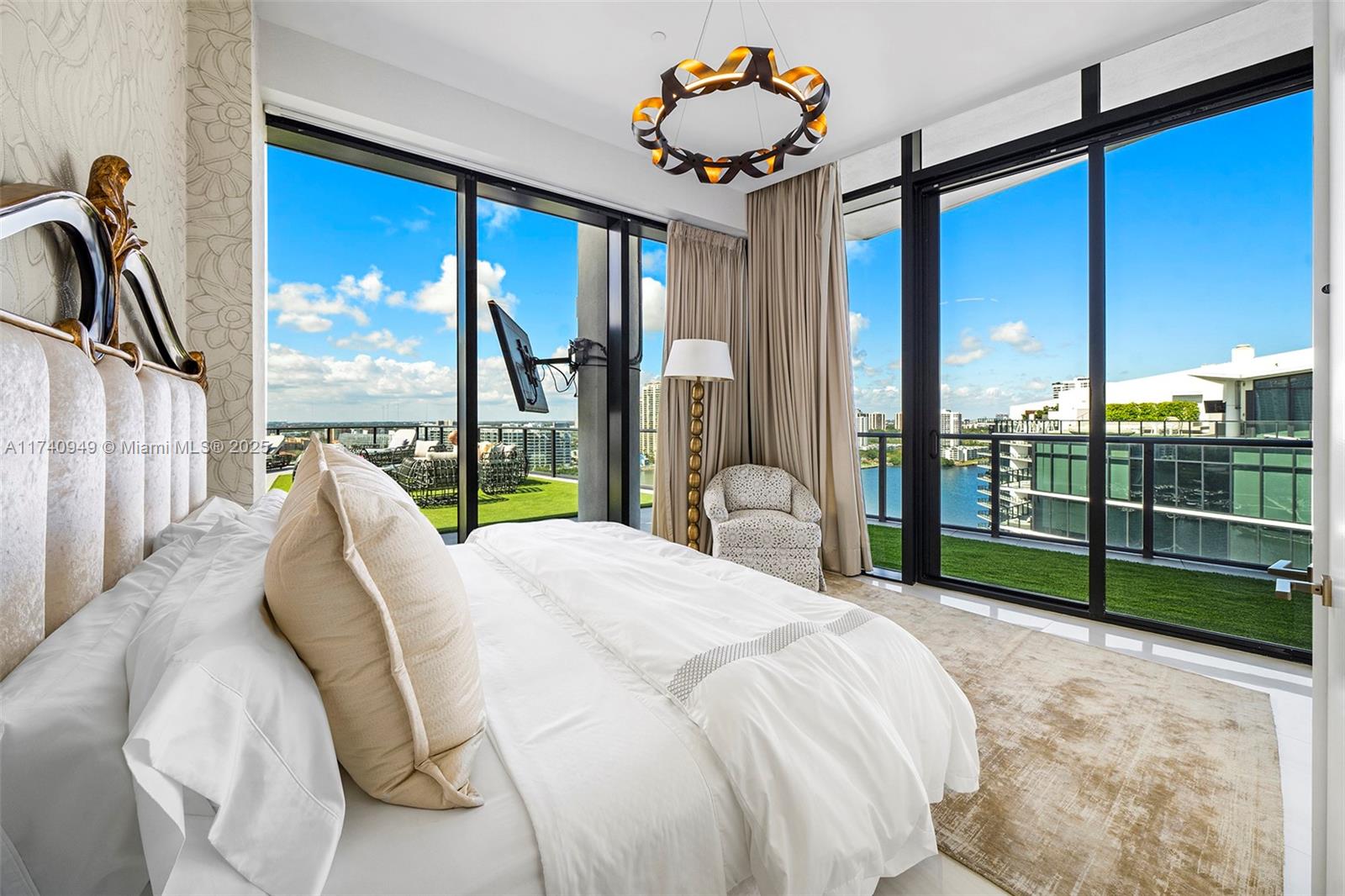 Aventura, Florida, 33160, United States, 6 Bedrooms Bedrooms, ,8 BathroomsBathrooms,Residential,For Sale,1708422