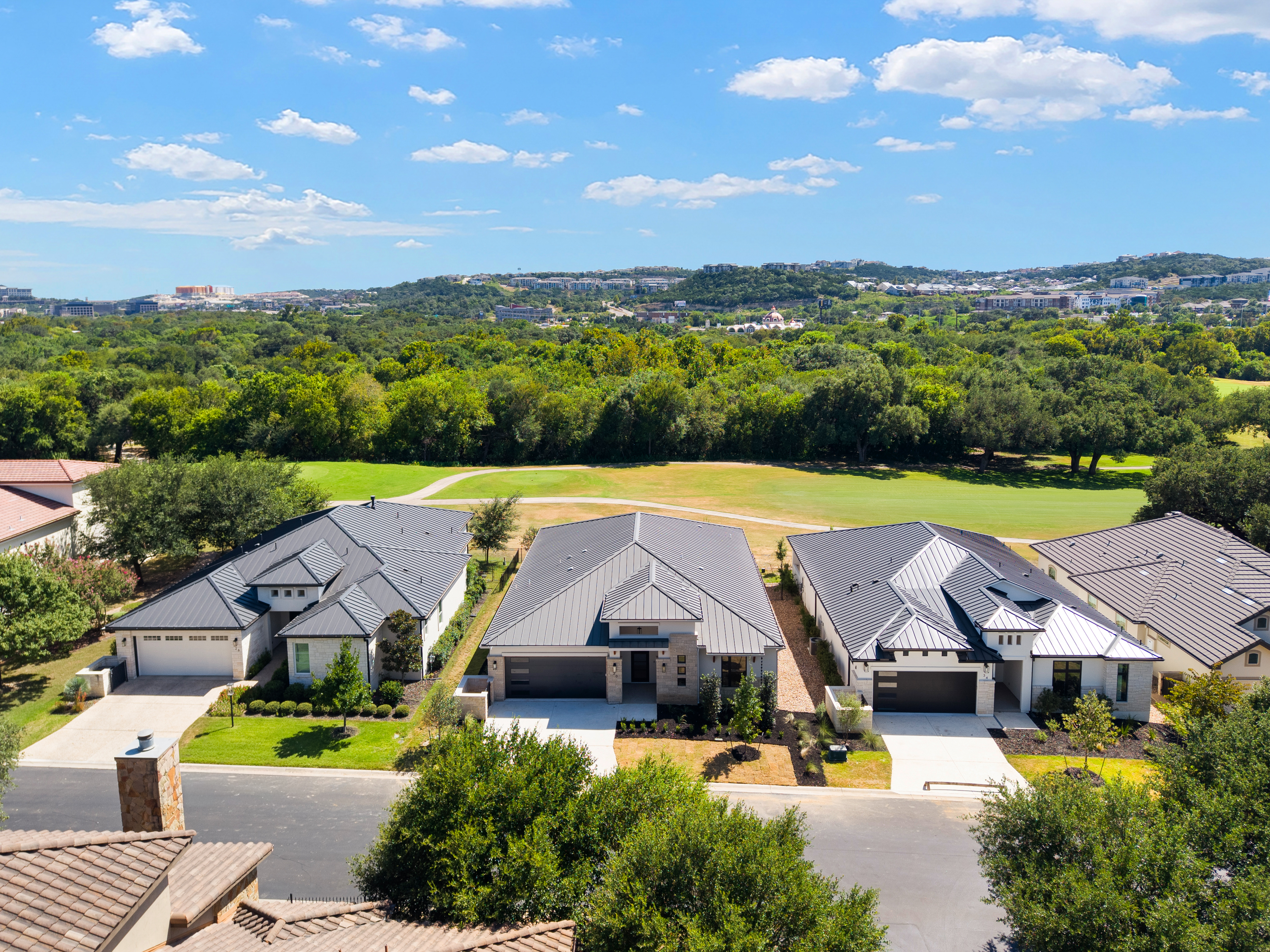  Elevated Fairway Living - 物件實景