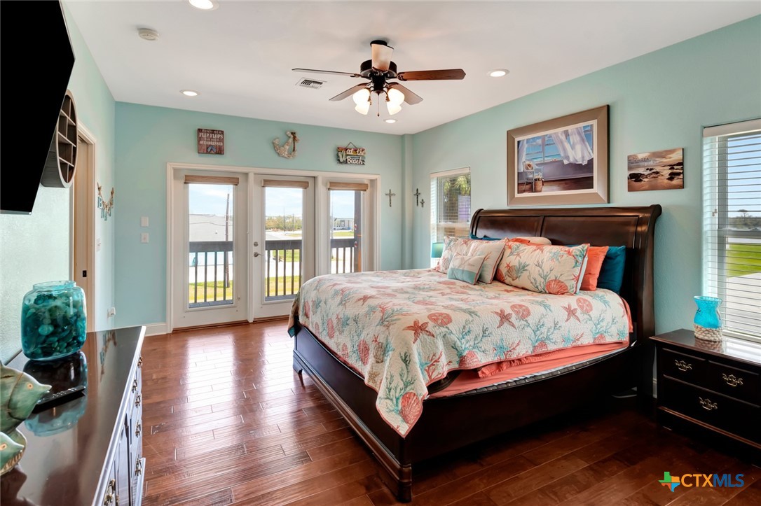 Port O'Connor, Texas, 77982, United States, 4 Bedrooms Bedrooms, ,3 BathroomsBathrooms,Residential,For Sale,1736800