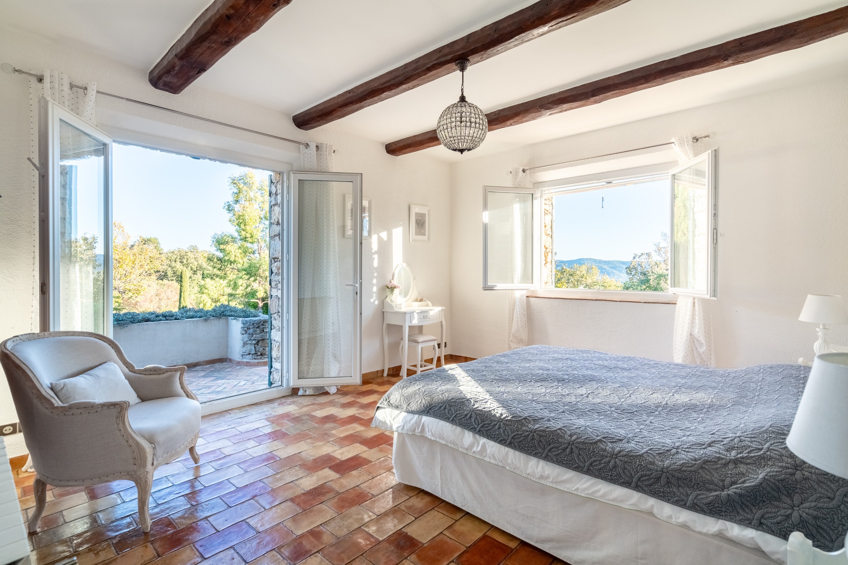  Roquebrussanne, Var – Provençal Mas - 物件實景