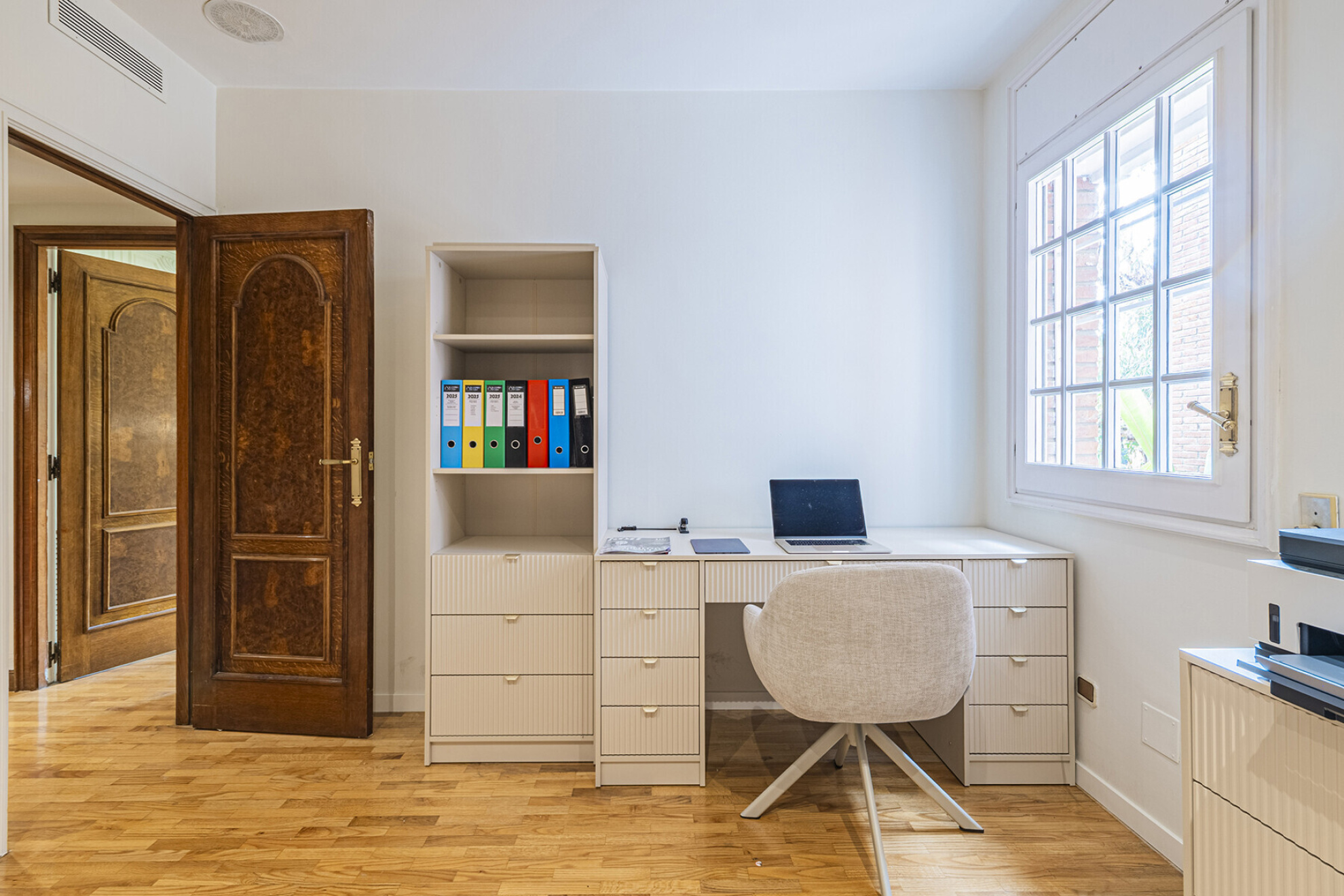  Exclusive apartment with a terrace in a prestigious gated community in Barcelona - 物件實景