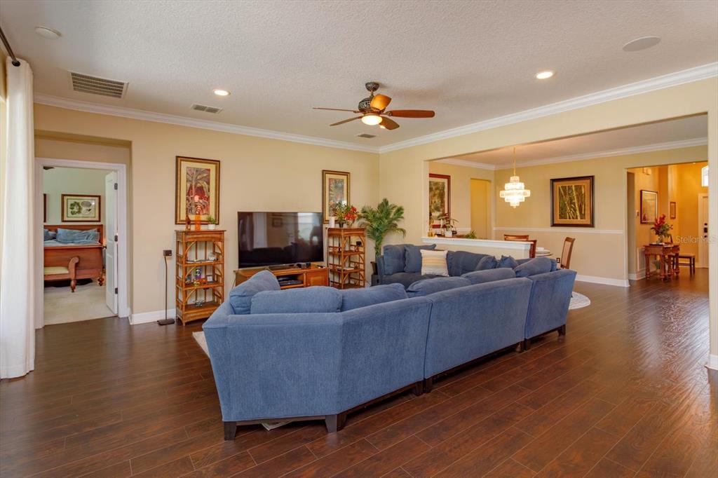 Clermont, Florida, 34711, United States, 3 Bedrooms Bedrooms, ,3 BathroomsBathrooms,Residential,For Sale,1827052