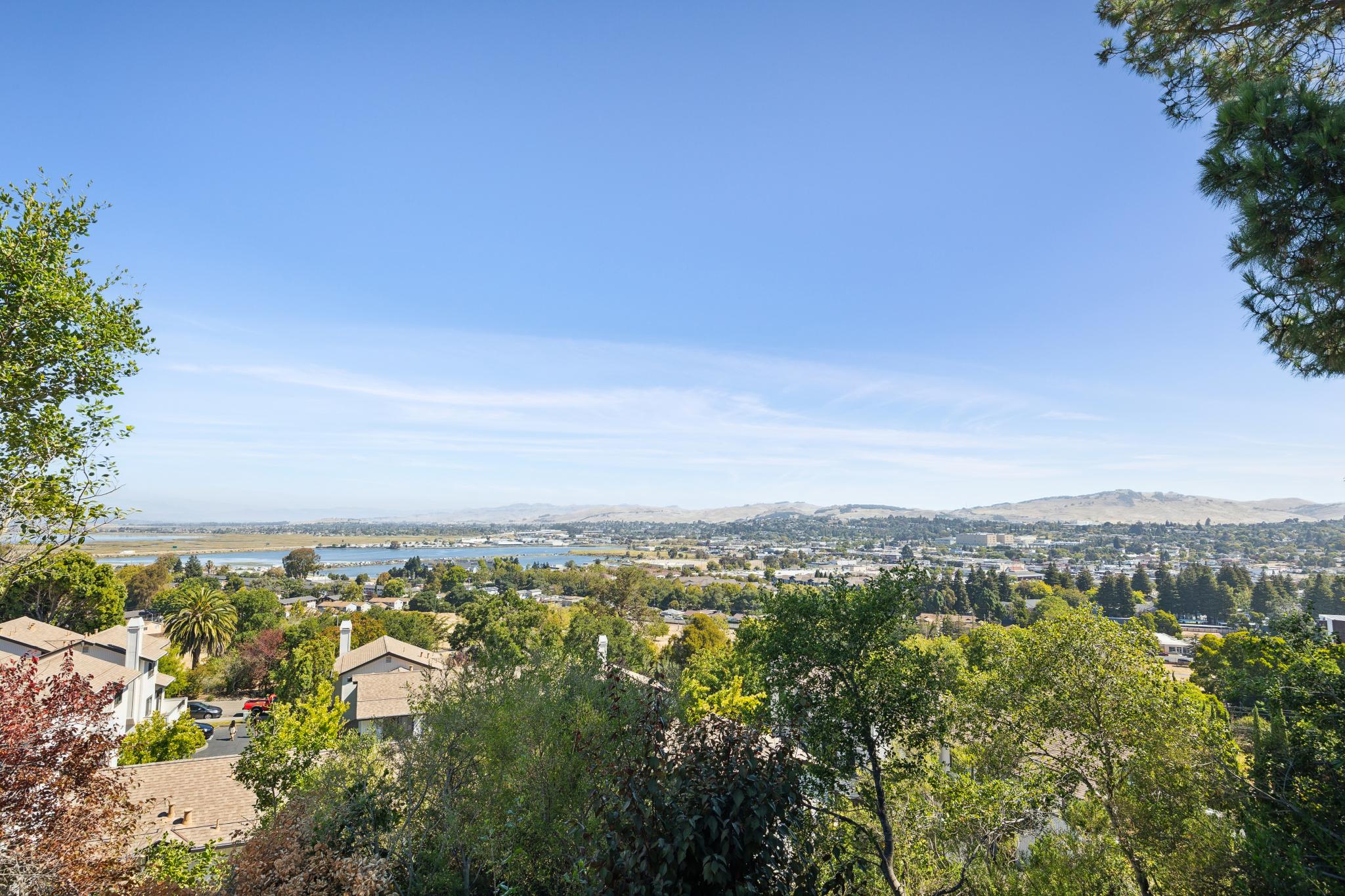  Duplex With Water Views - 物件實景