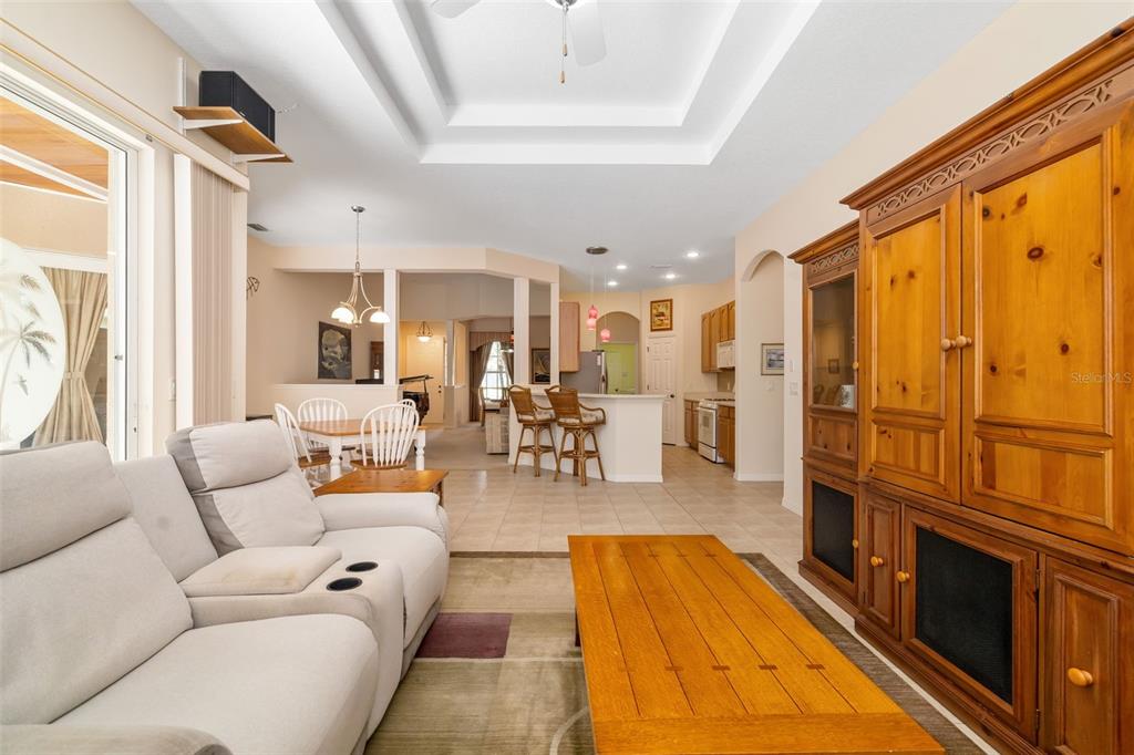Bradenton, Florida, 34212, United States, 4 Bedrooms Bedrooms, ,3 BathroomsBathrooms,Residential,For Sale,1805204