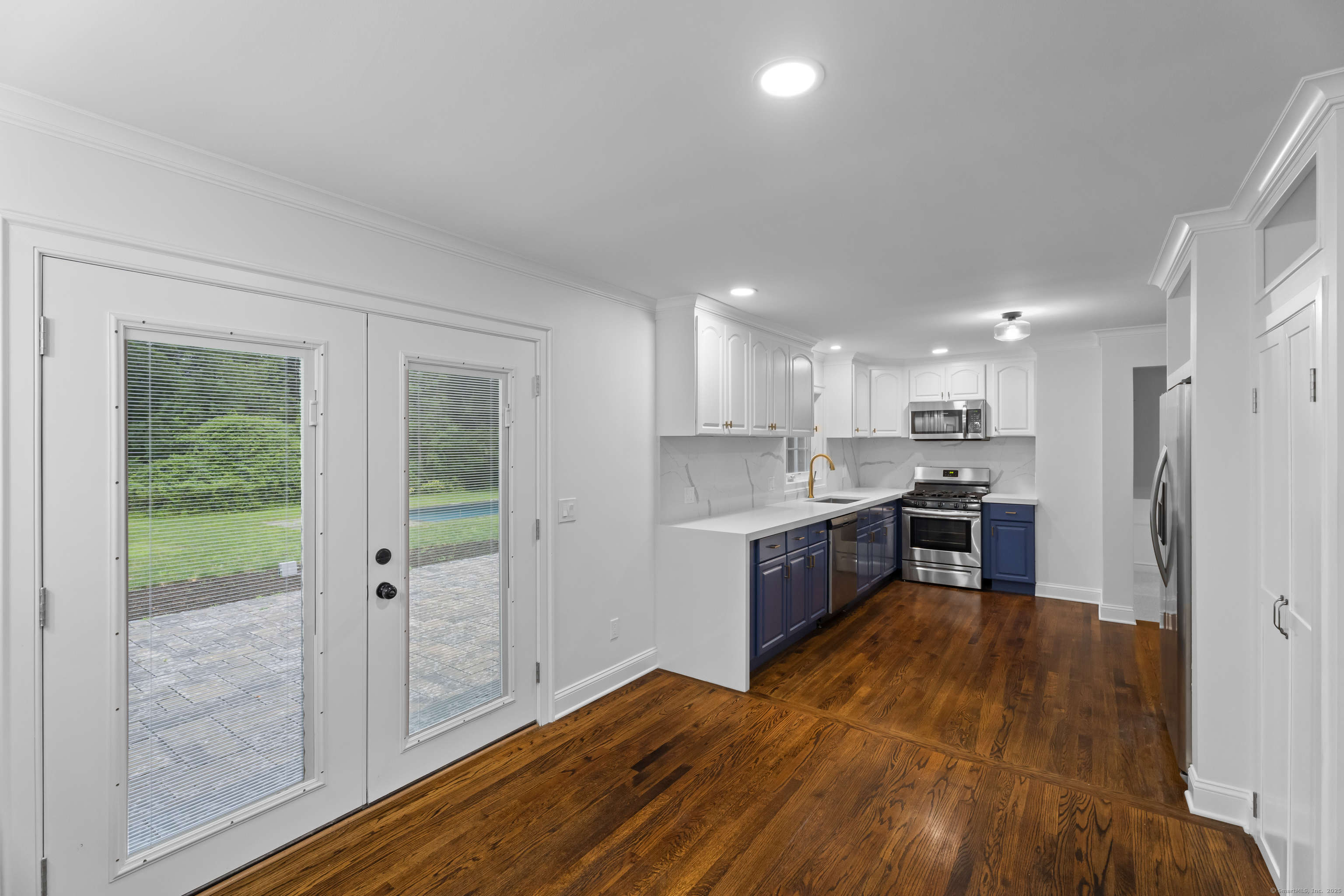 Norwalk, Connecticut, 06850, United States, 3 Bedrooms Bedrooms, ,3 BathroomsBathrooms,Residential,For Sale,1911174