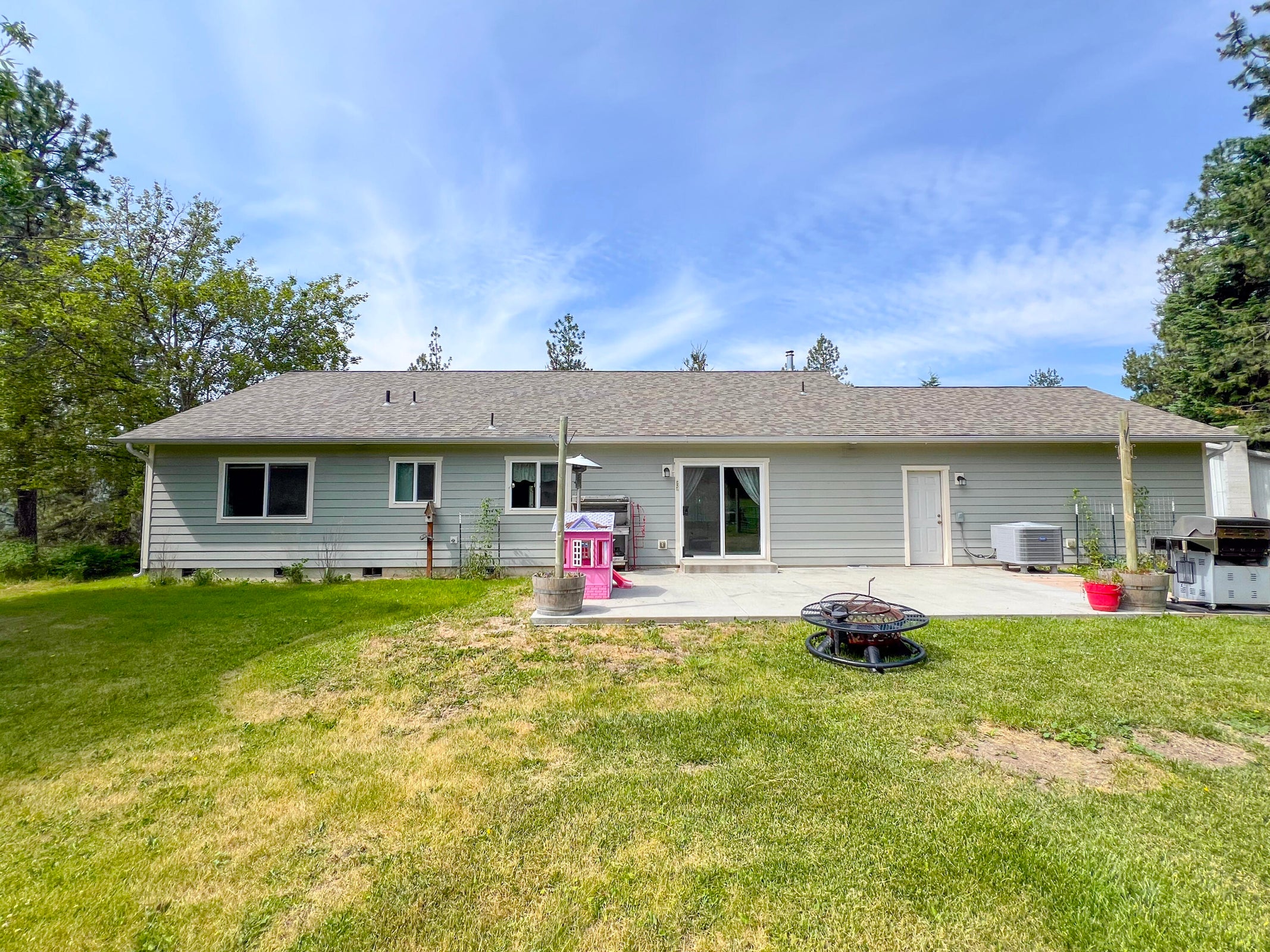 Colville, Washington, 99114, United States, 3 Bedrooms Bedrooms, ,2 BathroomsBathrooms,Residential,For Sale,1928026
