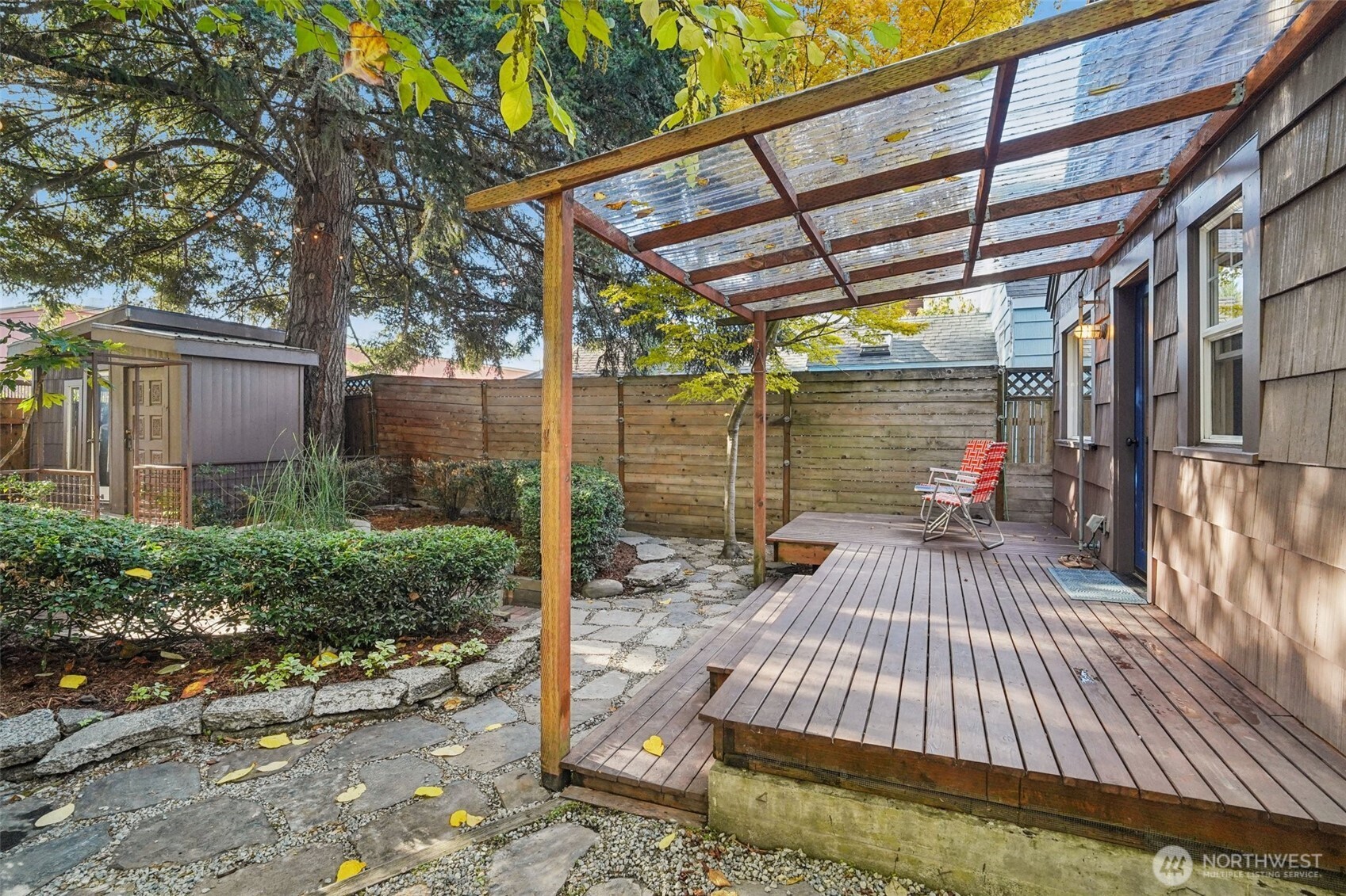 Seattle, Washington, 98108, United States, 3 Bedrooms Bedrooms, ,1 BathroomBathrooms,Residential,For Sale,1979331