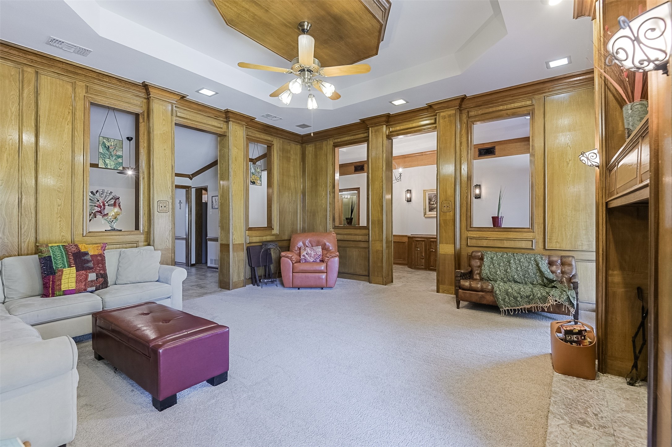 Ovilla, Texas, 75154, United States, 3 Bedrooms Bedrooms, ,4 BathroomsBathrooms,Residential,For Sale,1866219