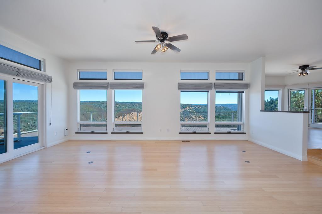 Placerville, California, 95667, United States, 4 Bedrooms Bedrooms, ,5 BathroomsBathrooms,Residential,For Sale,1982324