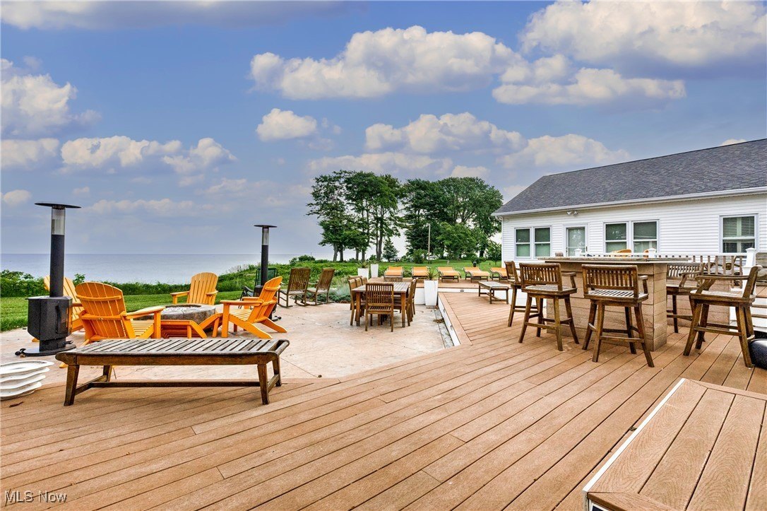 Conneaut, Ohio, 44030, United States, 7 Bedrooms Bedrooms, ,8 BathroomsBathrooms,Residential,For Sale,1977295