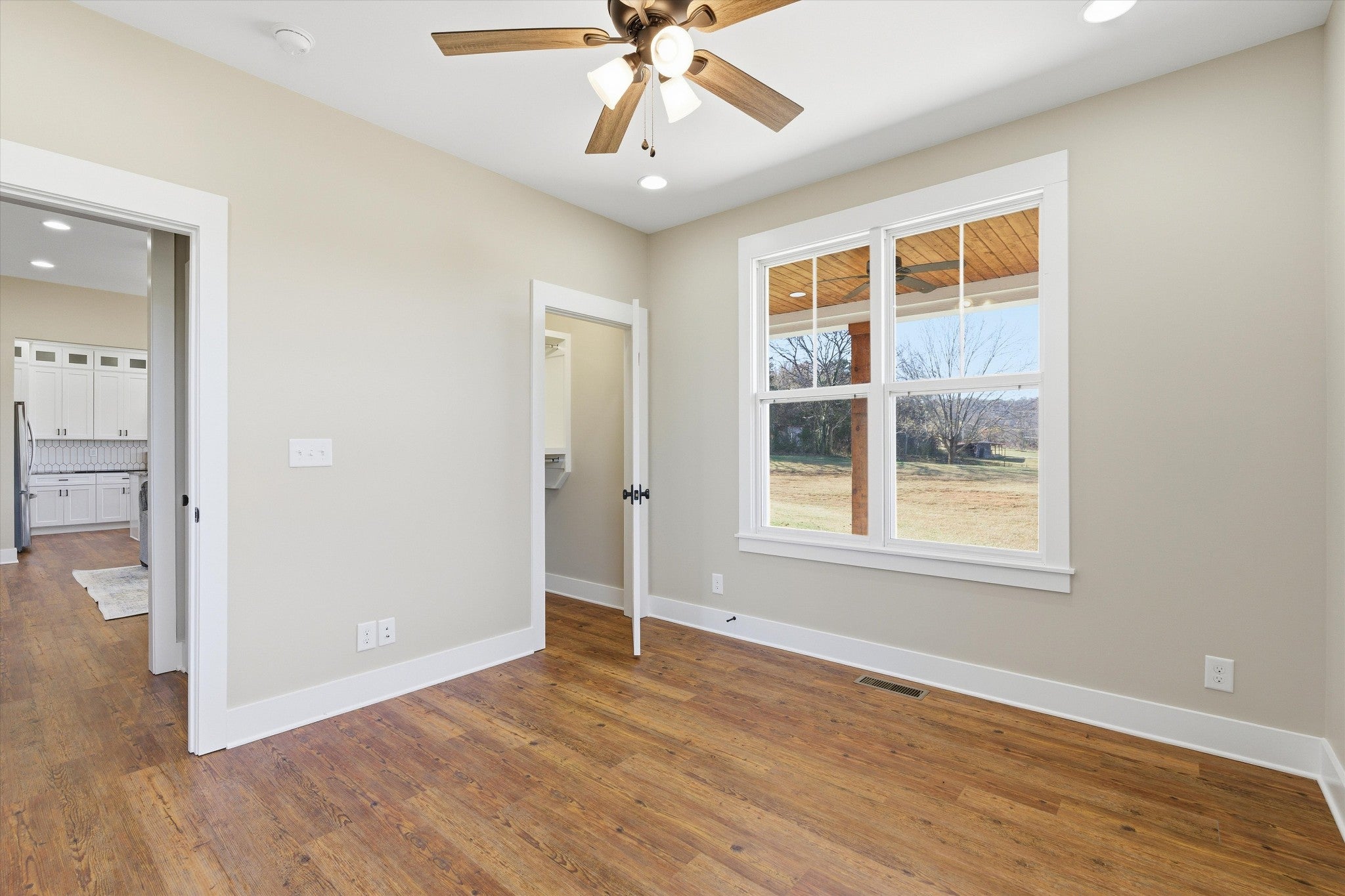 McMinnville, Tennessee, 37110, United States, 3 Bedrooms Bedrooms, ,2 BathroomsBathrooms,Residential,For Sale,2006562