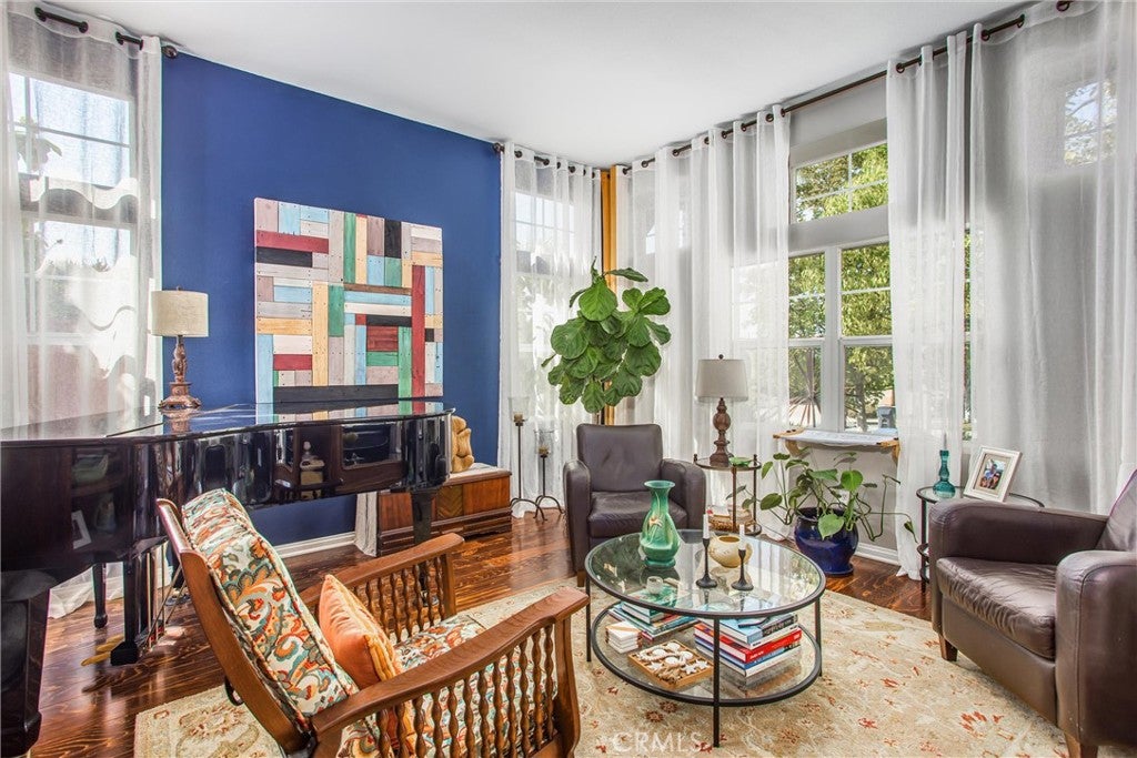 Redlands, California, 92373, United States, 5 Bedrooms Bedrooms, ,4 BathroomsBathrooms,Residential,For Sale,1983103