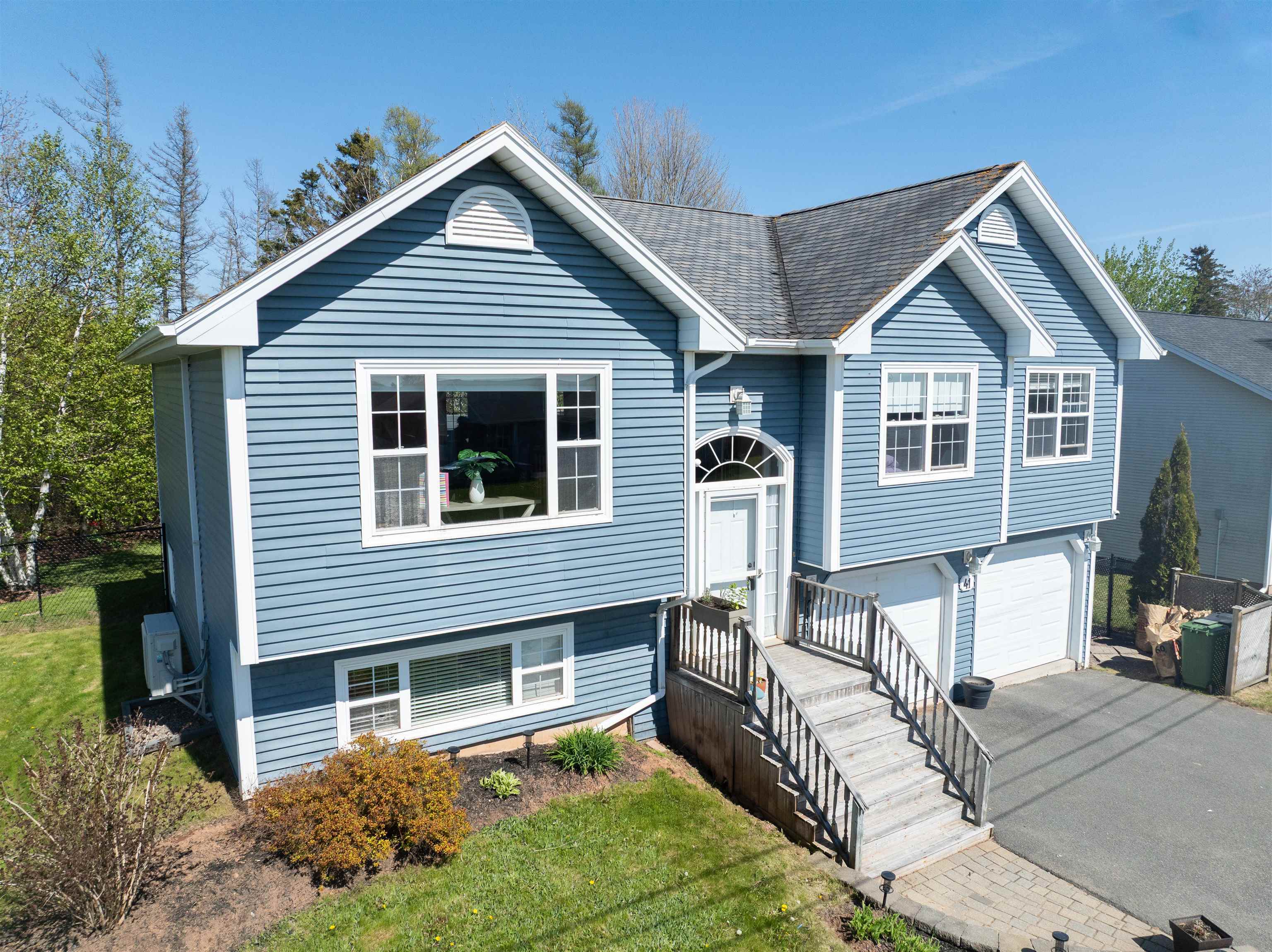 WEST ROYALTY, Prince Edward Island, C1E 2M3, CA, 4 Bedrooms Bedrooms, ,3 BathroomsBathrooms,Residential,For Sale,1875595