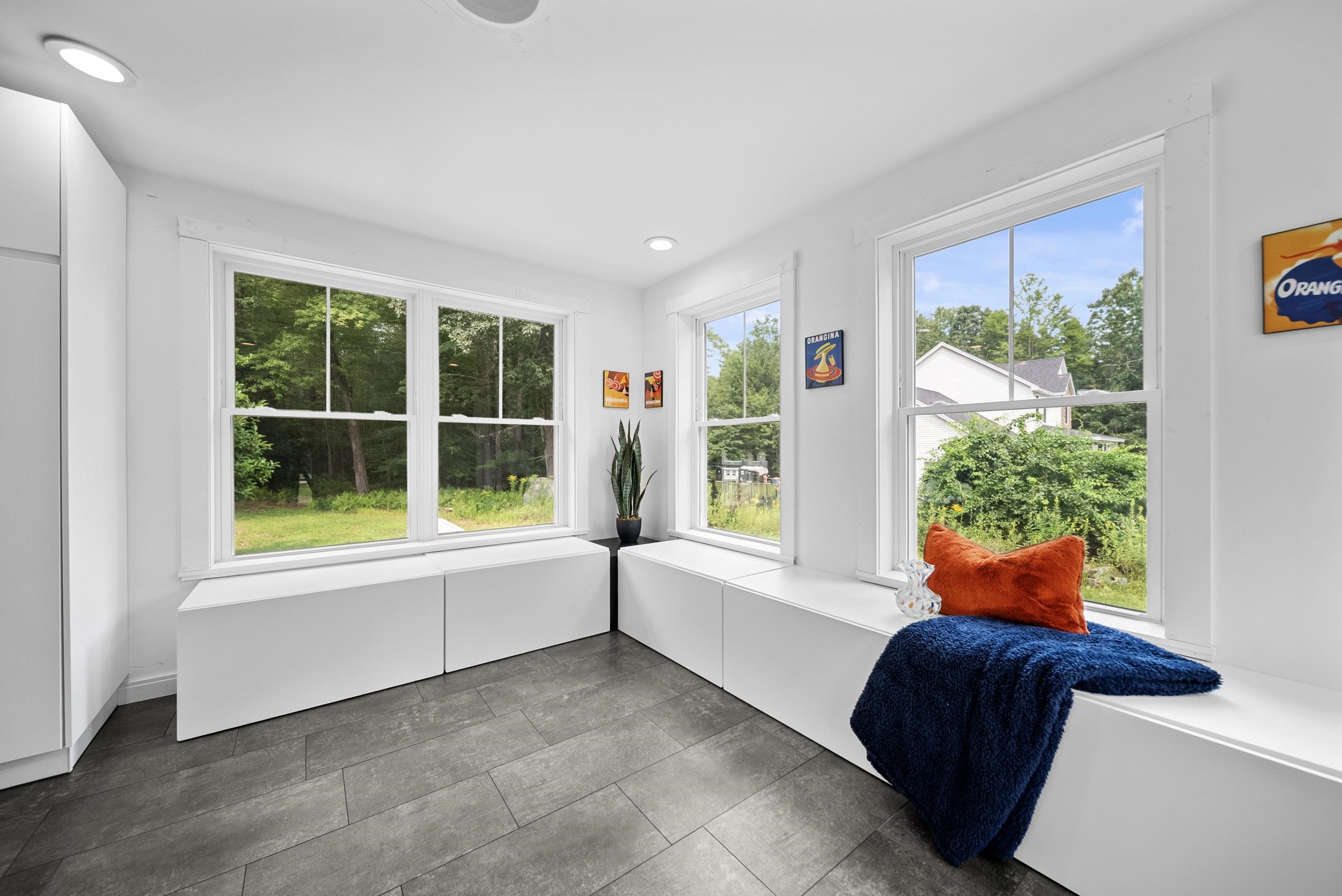 Merrimack, New Hampshire, 03054, United States, 3 Bedrooms Bedrooms, ,Residential,For Sale,1911681