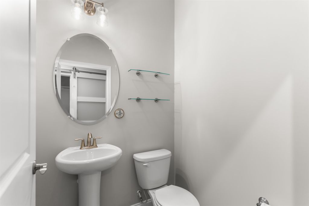 Greensboro, Georgia, 30642, United States, 3 Bedrooms Bedrooms, ,4 BathroomsBathrooms,Residential,For Sale,1705219
