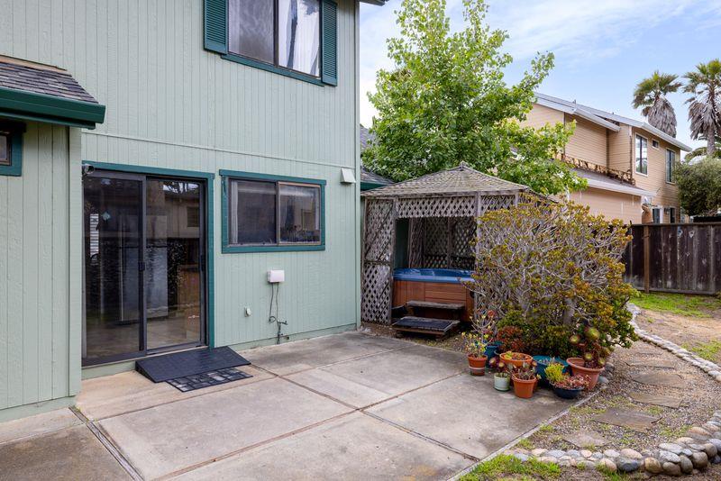 Marina, California, 93933, United States, 3 Bedrooms Bedrooms, ,2 BathroomsBathrooms,Residential,For Sale,1902407