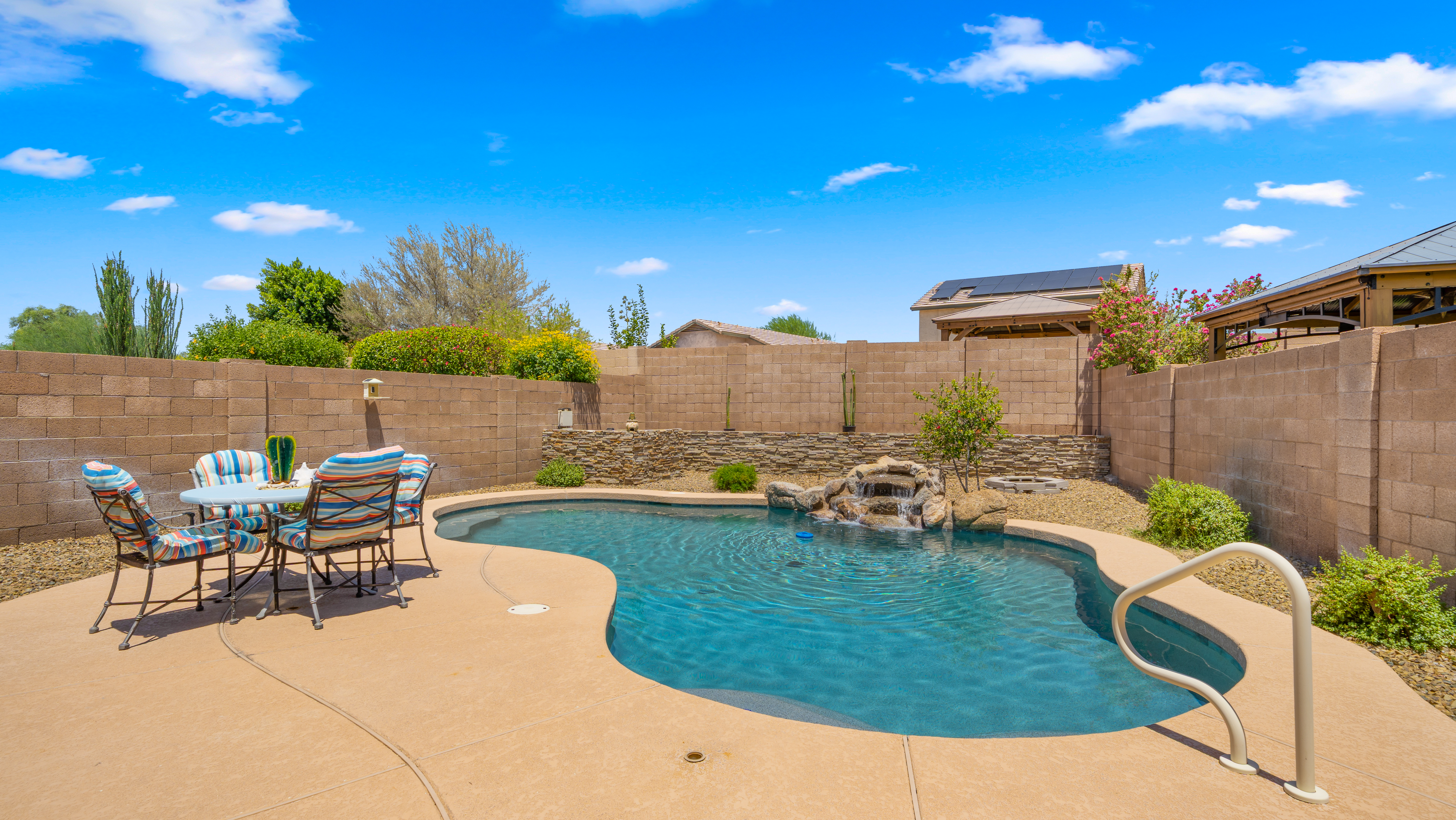  4820 E Melinda Ln¦Phoenix, AZ - 物件實景