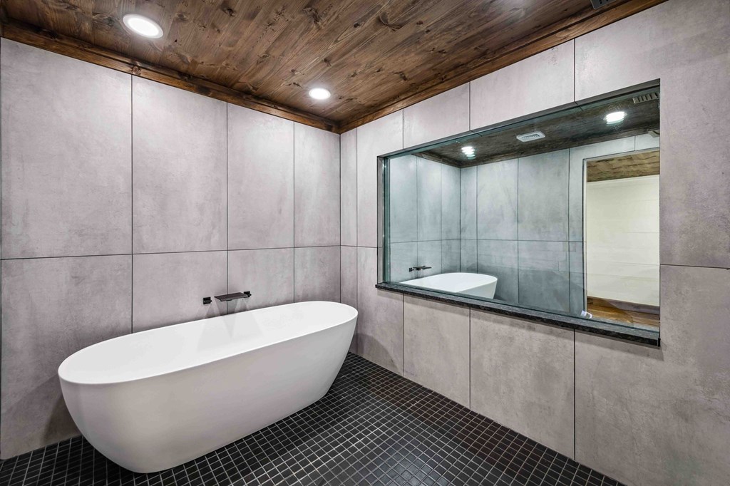 Blue Ridge, Georgia, 30513, United States, 3 Bedrooms Bedrooms, ,3 BathroomsBathrooms,Residential,For Sale,1974409