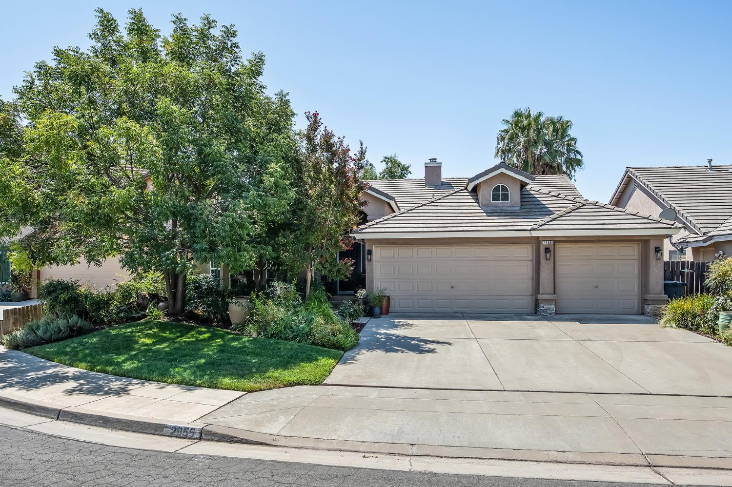 Pryor Dr, Fresno, CA 93720 #1