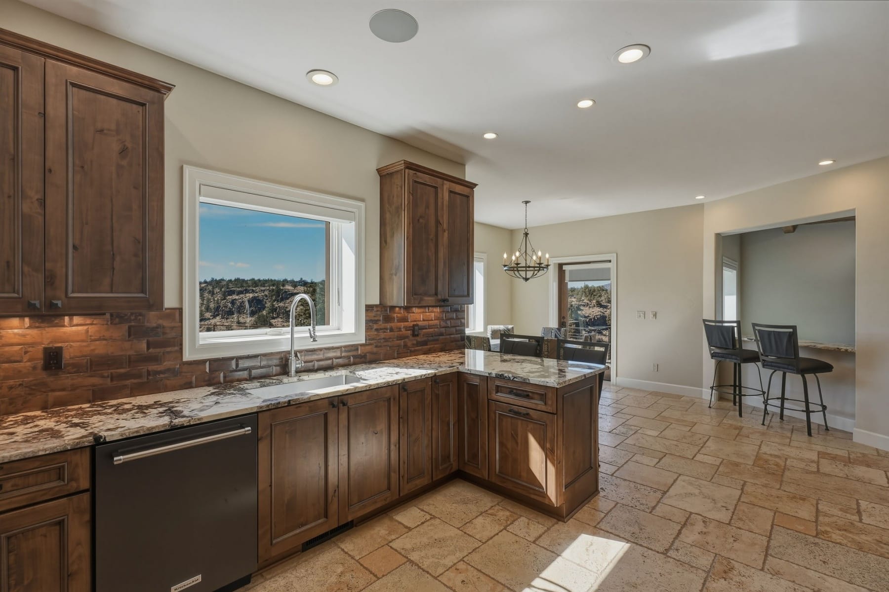  4655 SW Loma Linda Drive Redmond, OR 97756 - 物件實景