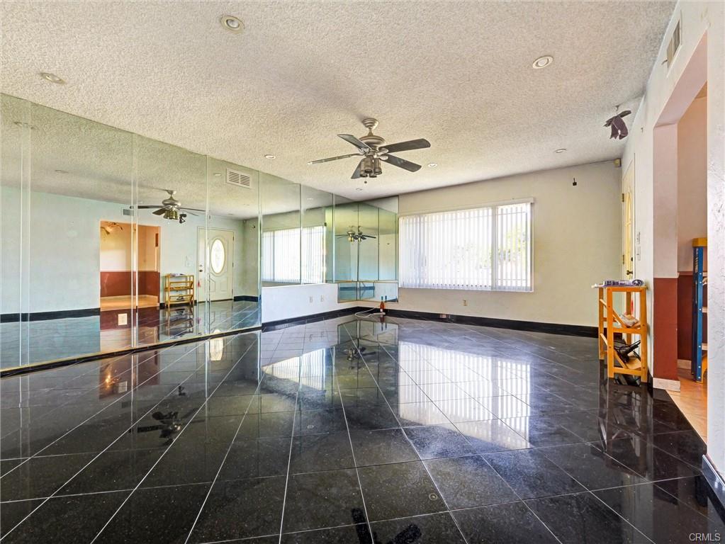 Glendora, California, 91740, United States, 3 Bedrooms Bedrooms, ,2 BathroomsBathrooms,Residential,For Sale,1886985
