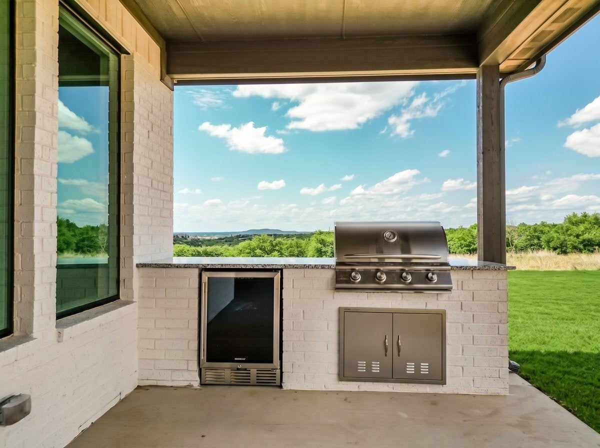 Possum Kingdom Lake, Texas, 76449, United States, 4 Bedrooms Bedrooms, ,3 BathroomsBathrooms,Residential,For Sale,2032689