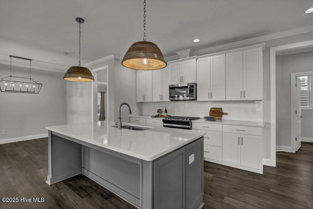 Wilmington, North Carolina, 28412, United States, 4 Bedrooms Bedrooms, ,4 BathroomsBathrooms,Residential,For Sale,1996064