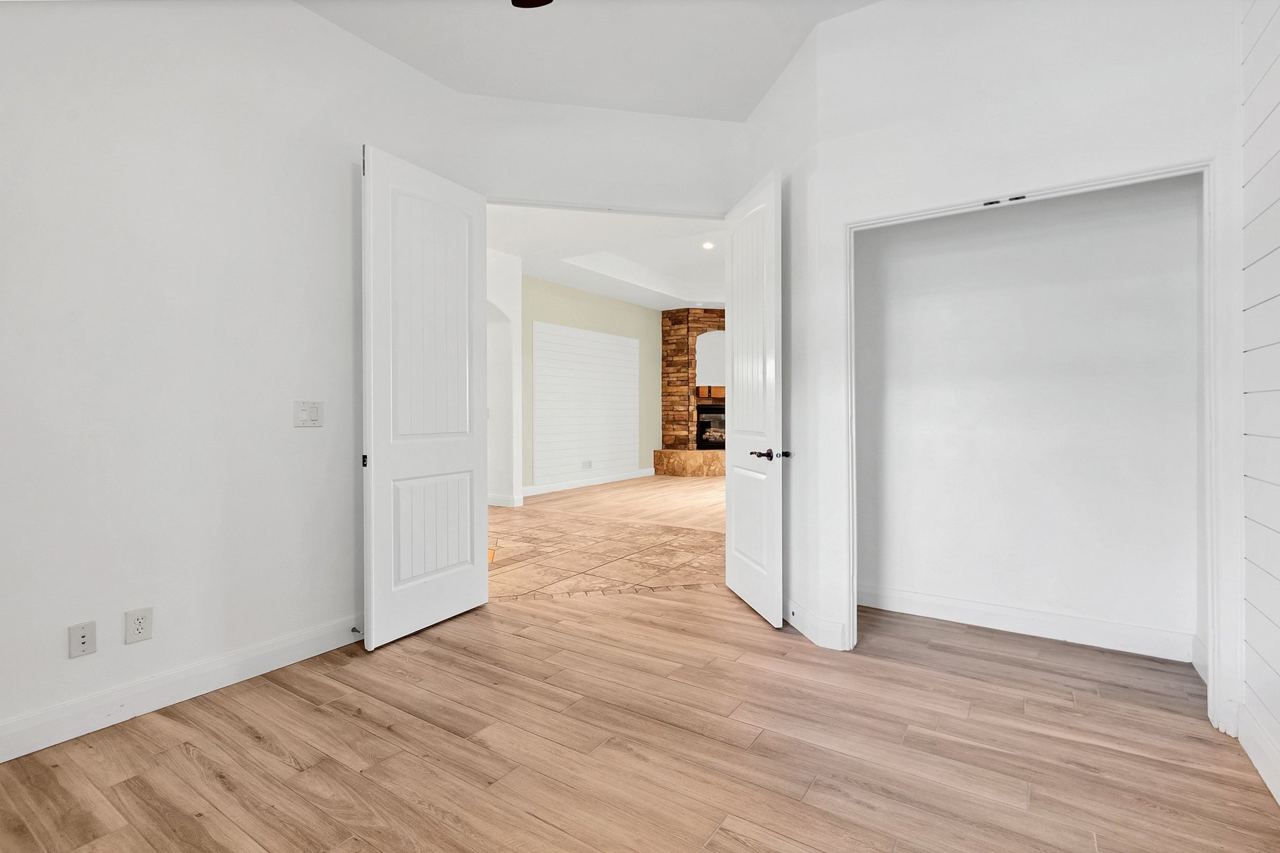  Indoor-Outdoor Living With Privacy, Space & Style In Washington Fields - 物件實景