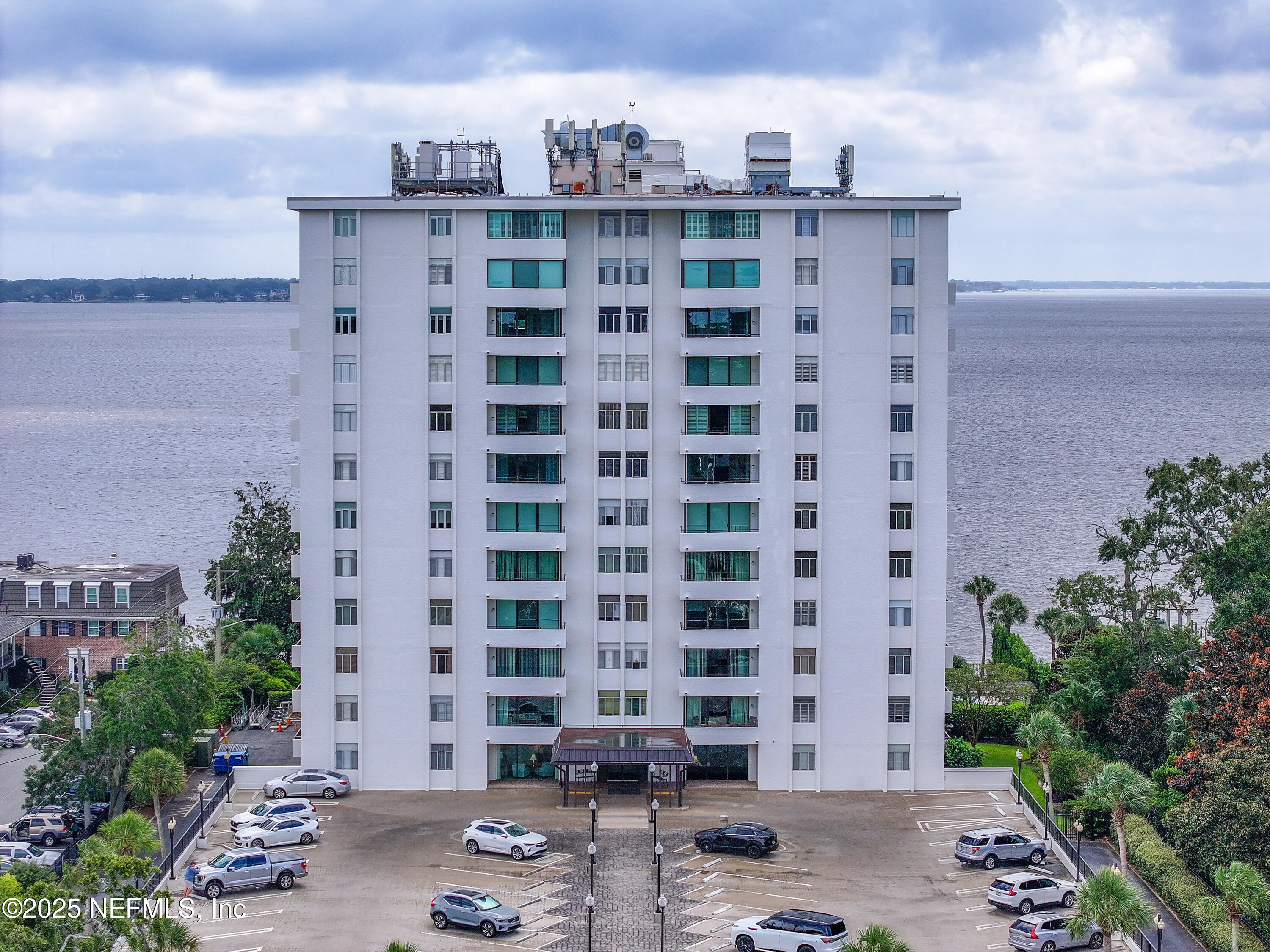 Jacksonville, Florida, 32205, United States, 3 Bedrooms Bedrooms, ,2 BathroomsBathrooms,Residential,For Sale,1957933