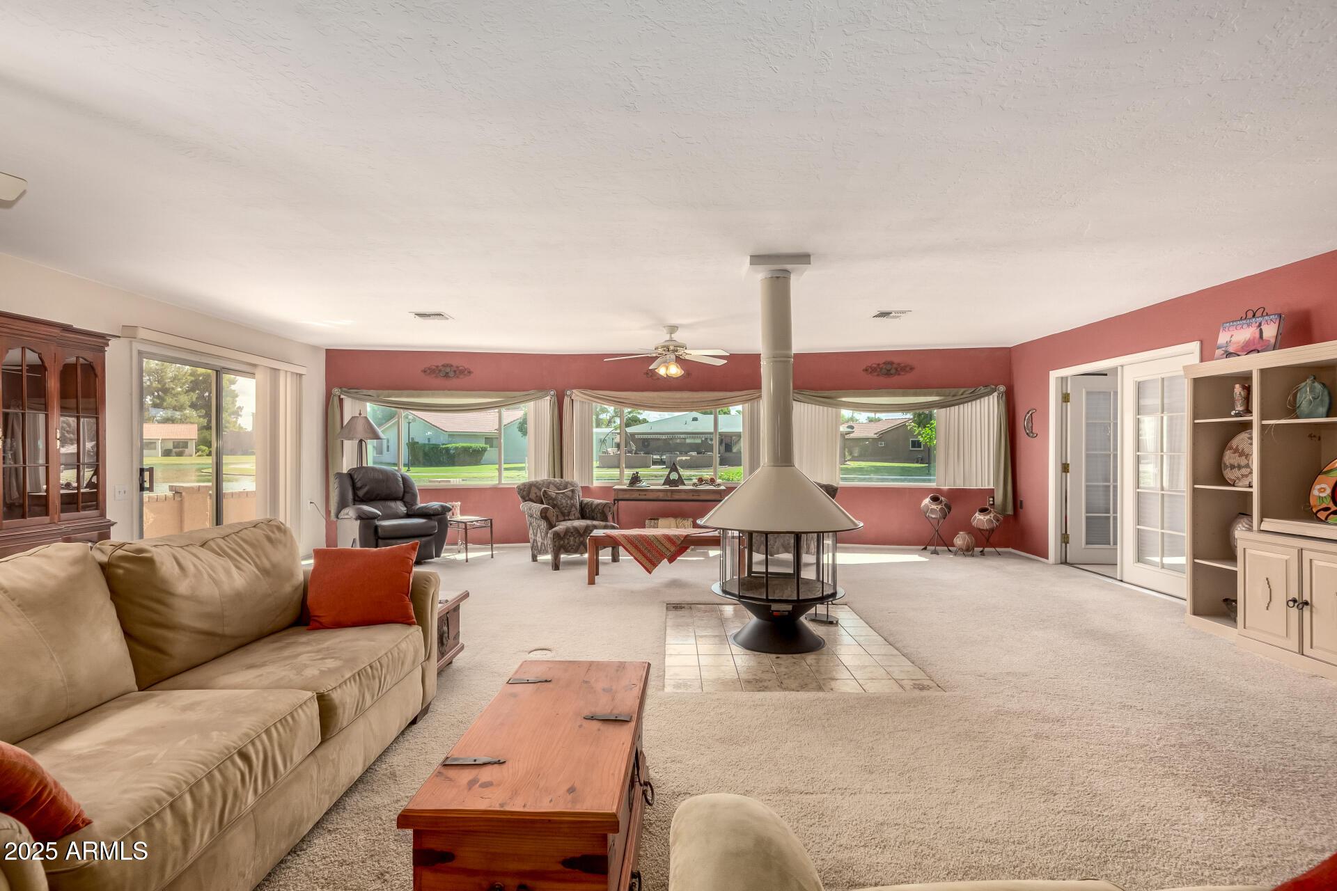 Mesa, Arizona, 85206, United States, 3 Bedrooms Bedrooms, ,2 BathroomsBathrooms,Residential,For Sale,1983332