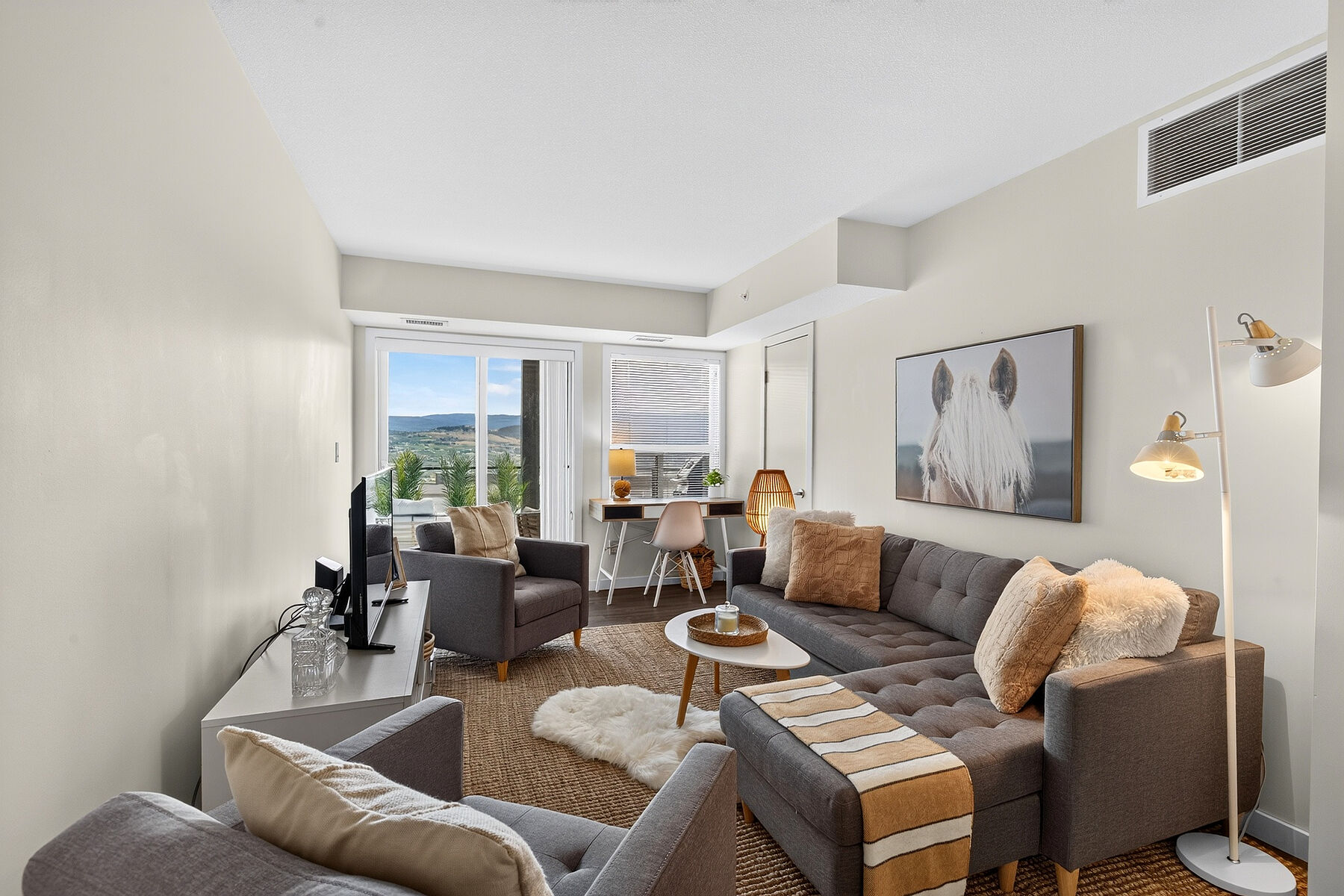  Stunning Corner Penthouse - 物件實景