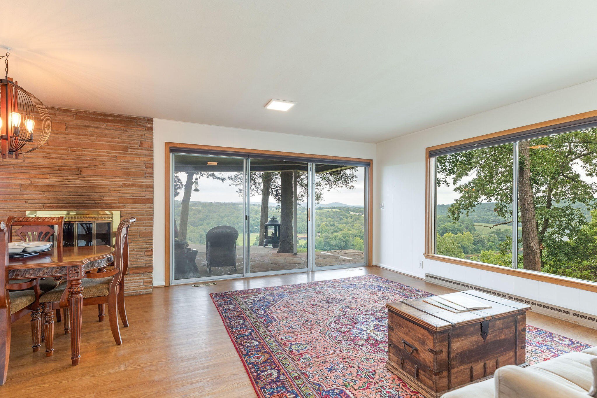 Branson, Missouri, 65616, United States, 3 Bedrooms Bedrooms, ,2 BathroomsBathrooms,Residential,For Sale,1976730