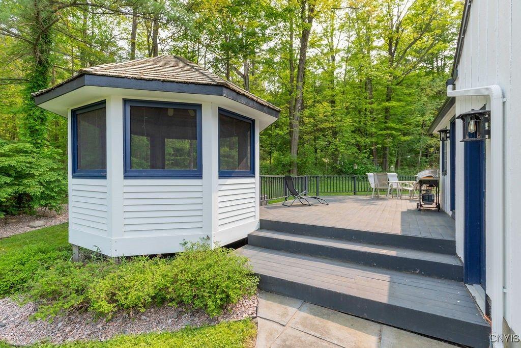 Jamesville, New York, 13078, United States, 4 Bedrooms Bedrooms, ,4 BathroomsBathrooms,Residential,For Sale,1829138