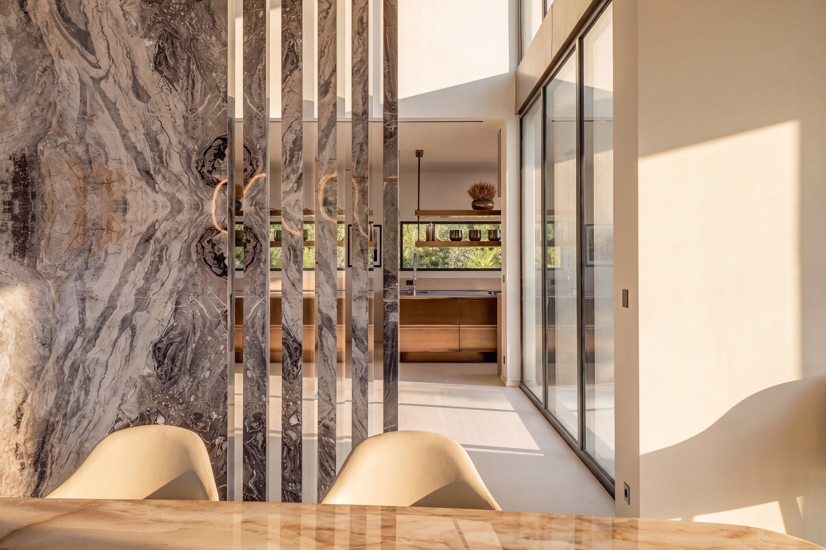  Contemporary architect-designed villa with mirror pool and high-end amenities - 物件實景