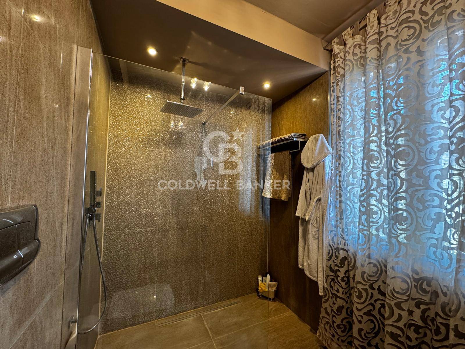 Bubbiano, Milano, 20088, IT, 4 Bedrooms Bedrooms, ,4 BathroomsBathrooms,Residential,For Sale,1927409