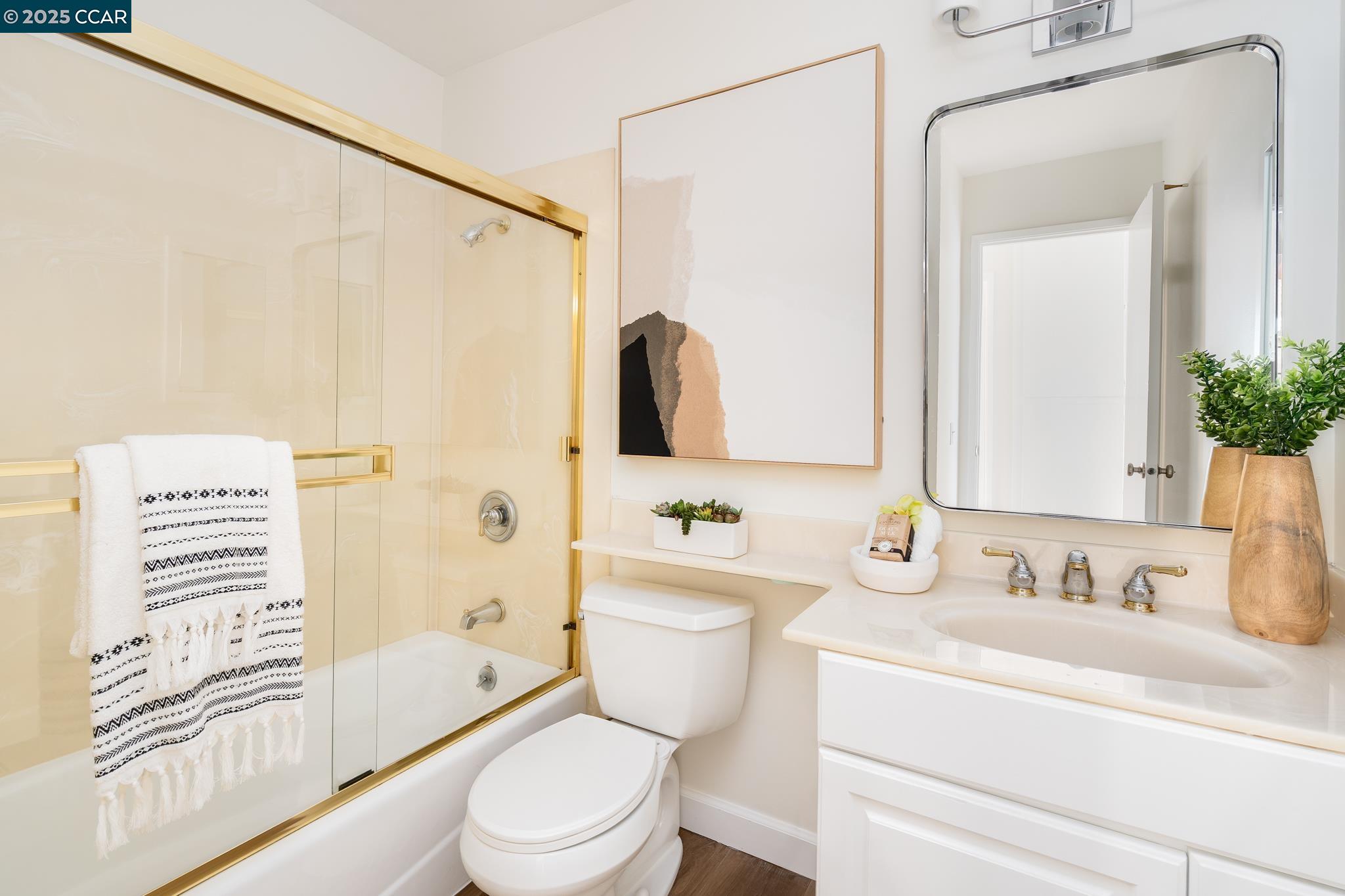 San Ramon, California, 94583, United States, 3 Bedrooms Bedrooms, ,2 BathroomsBathrooms,Residential,For Sale,1992109